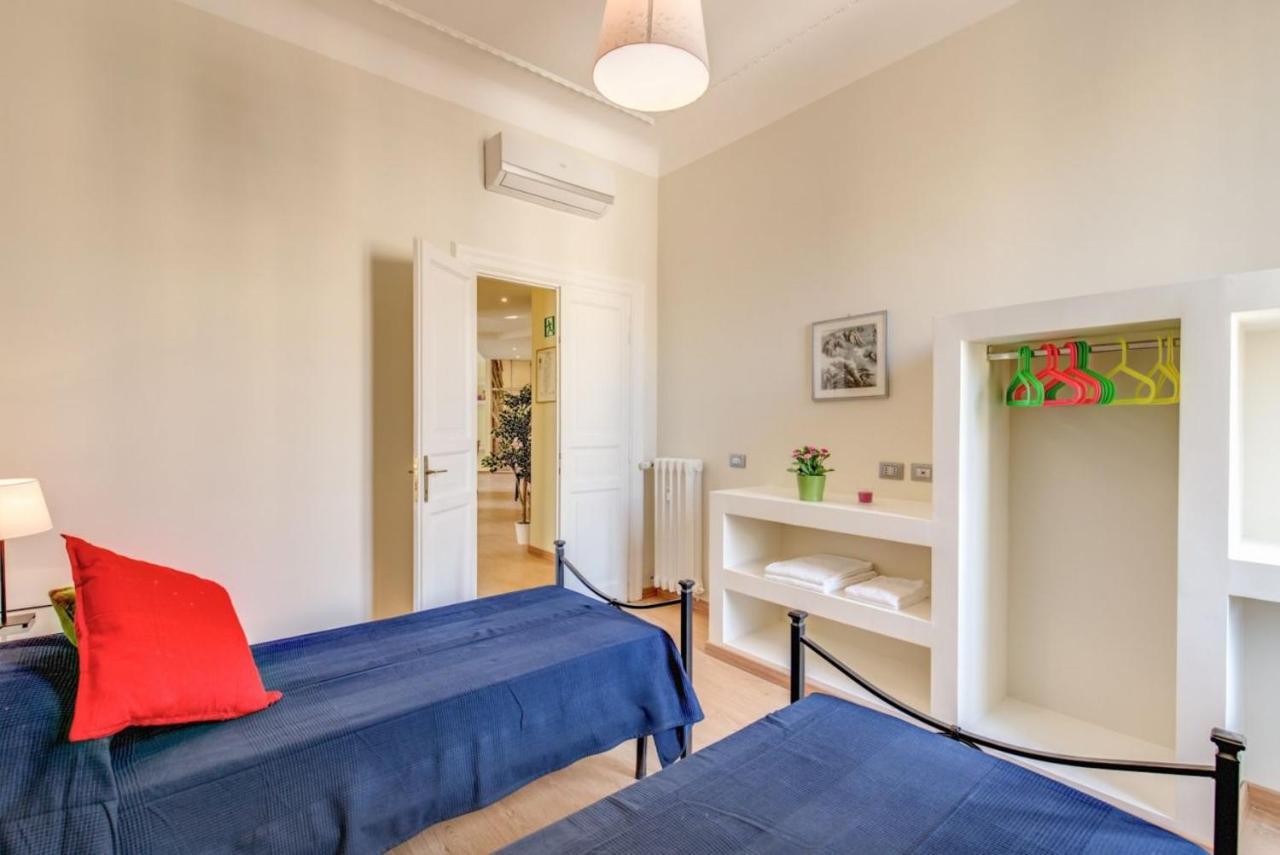 Lovely 4-Bedroom Apartment 30M Sangiovanni Metro โรม ภายนอก รูปภาพ