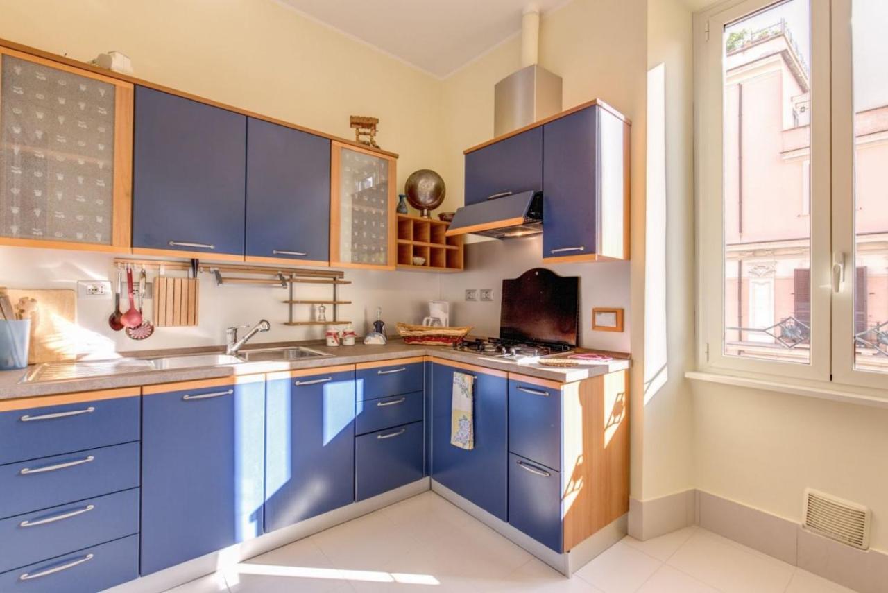 Lovely 4-Bedroom Apartment 30M Sangiovanni Metro โรม ภายนอก รูปภาพ