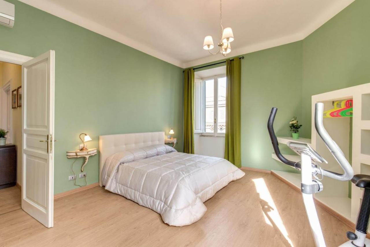 Lovely 4-Bedroom Apartment 30M Sangiovanni Metro โรม ภายนอก รูปภาพ